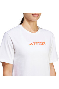 adidas camiseta montaña manga corta mujer TERREX CLASSIC LOGO 04