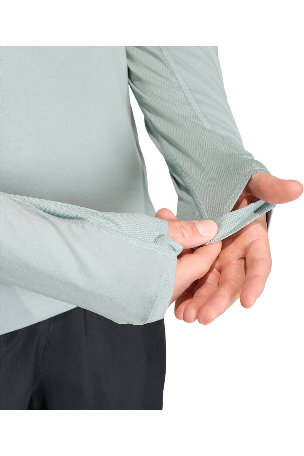 adidas camiseta técnica manga larga hombre ADI365 ICONIC vista detalle