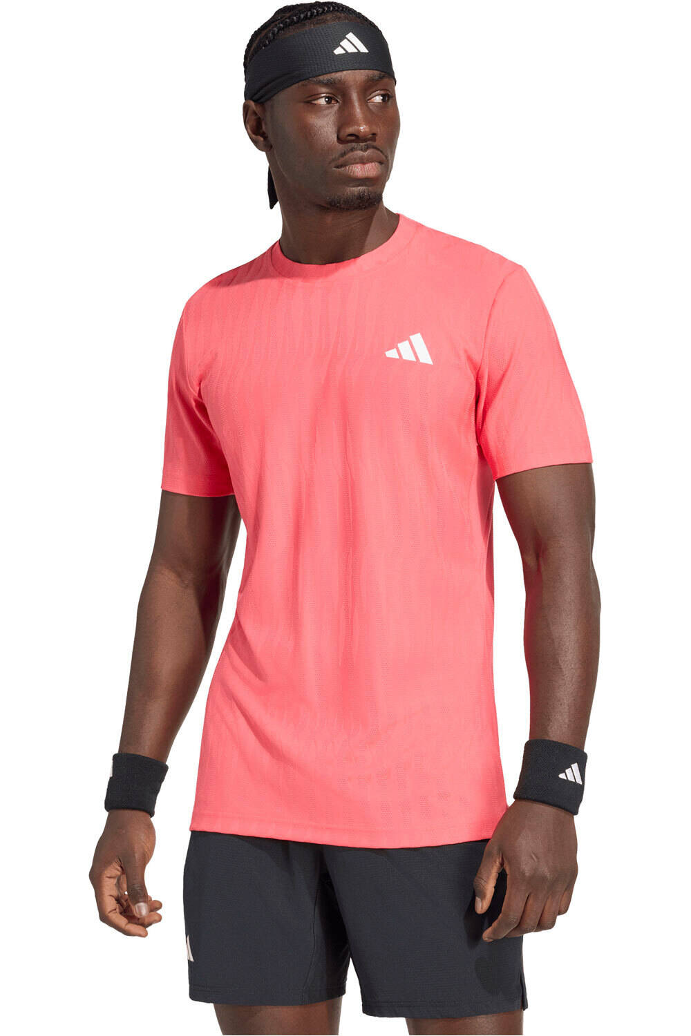 adidas camiseta tenis manga corta hombre CAMISETA FREELIFT PUR vista frontal