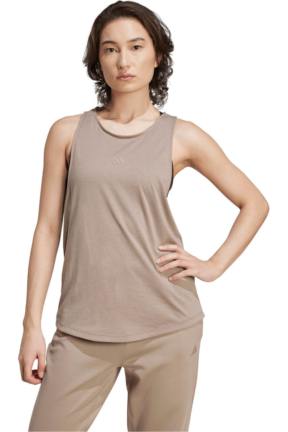 adidas camiseta tirantes fitness mujer TIRANTES YOGA ESSENTIALS vista frontal