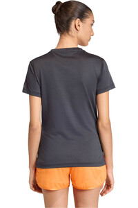 adidas camisetas fitness mujer CUELLO PICO ESSENTIALS vista trasera