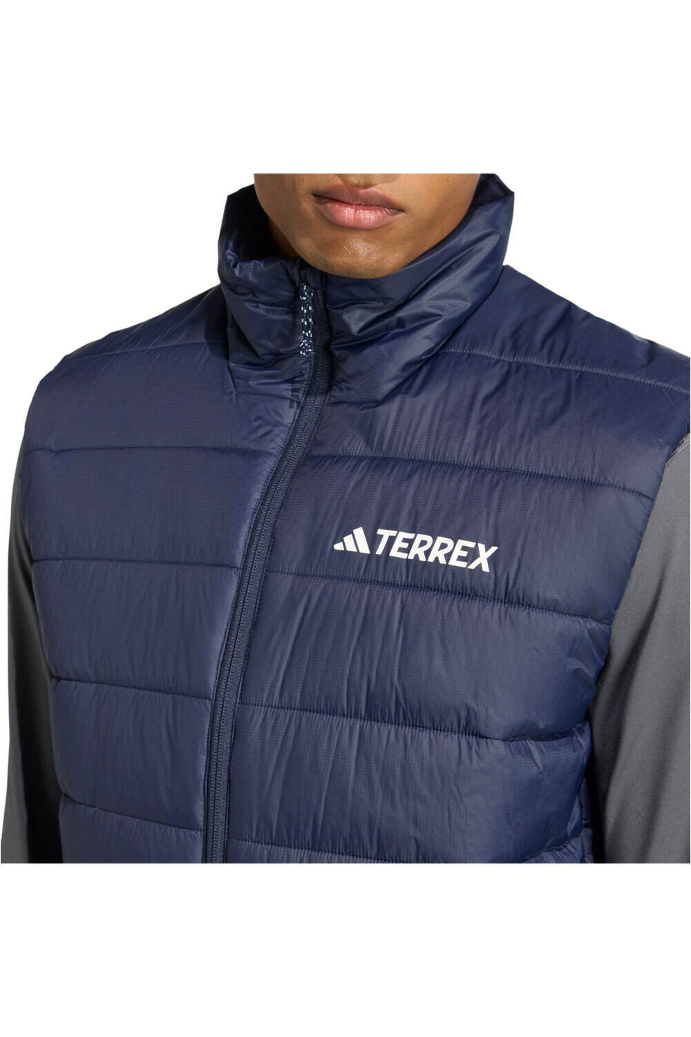 adidas chaleco outdoor mujer TERREX MULTI ESSENTIALS CLIMAWARM 04