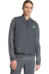 adidas chalecos hombre MERCEDES - AMG PETRONAS FORMULA 1 vista detalle