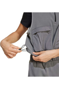 adidas chalecos mujer W CE VEST 04