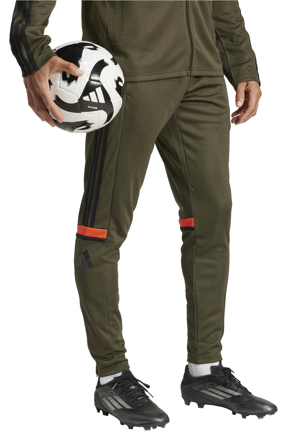 adidas chándal hombre SQ25 TR PNT M vista detalle