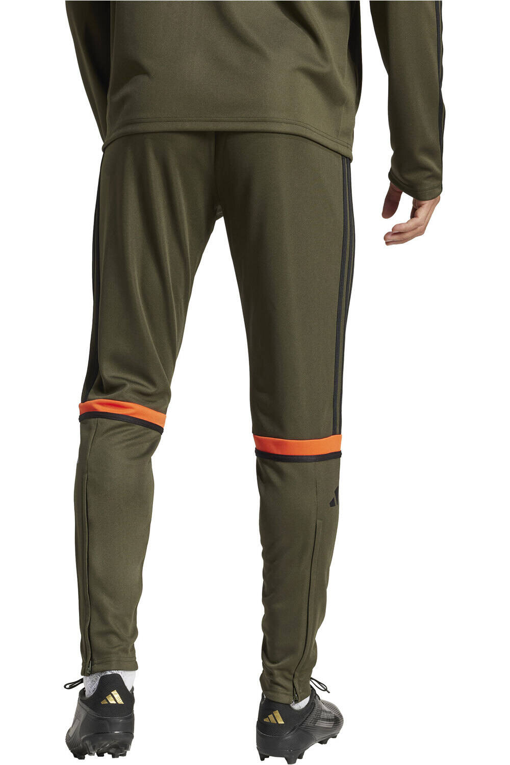 adidas chándal hombre SQ25 TR PNT M vista trasera