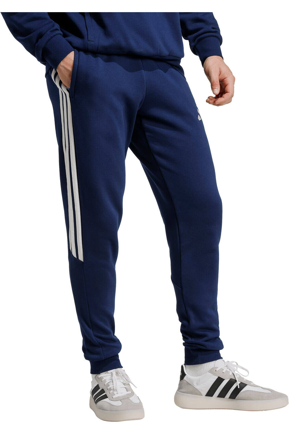 adidas chándal hombre TIRO26L SW PNT vista detalle