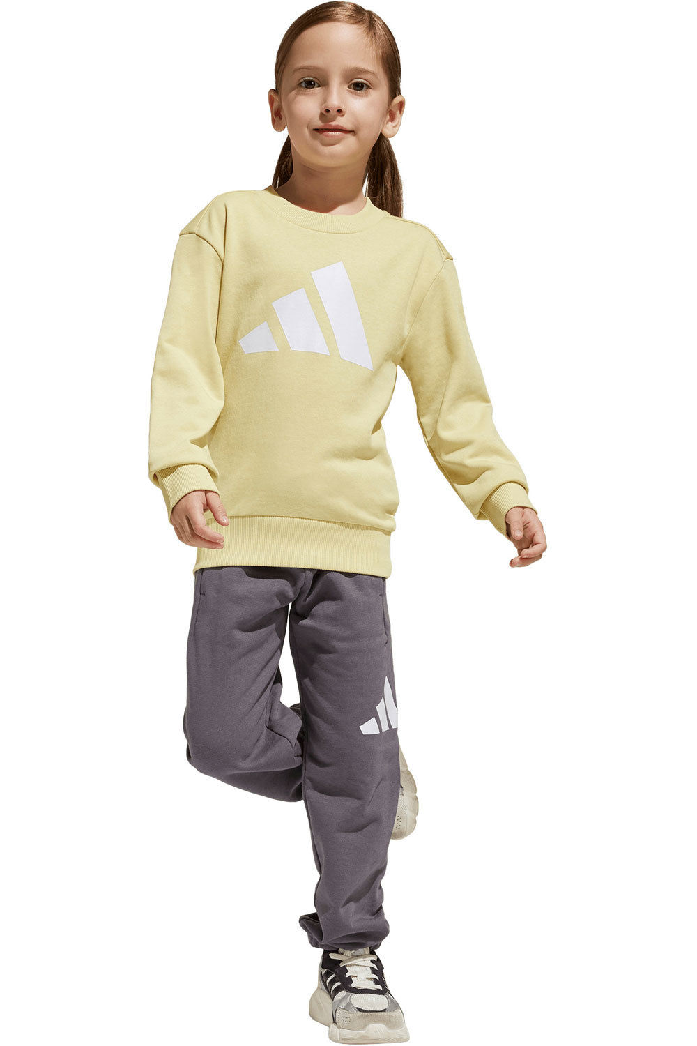 adidas chándal junior Conjunto y Essentials (Nios) vista frontal