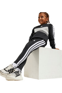 adidas chándal junior niña SEASONAL ESSENTIALS TIBERIO 3 BANDAS 03