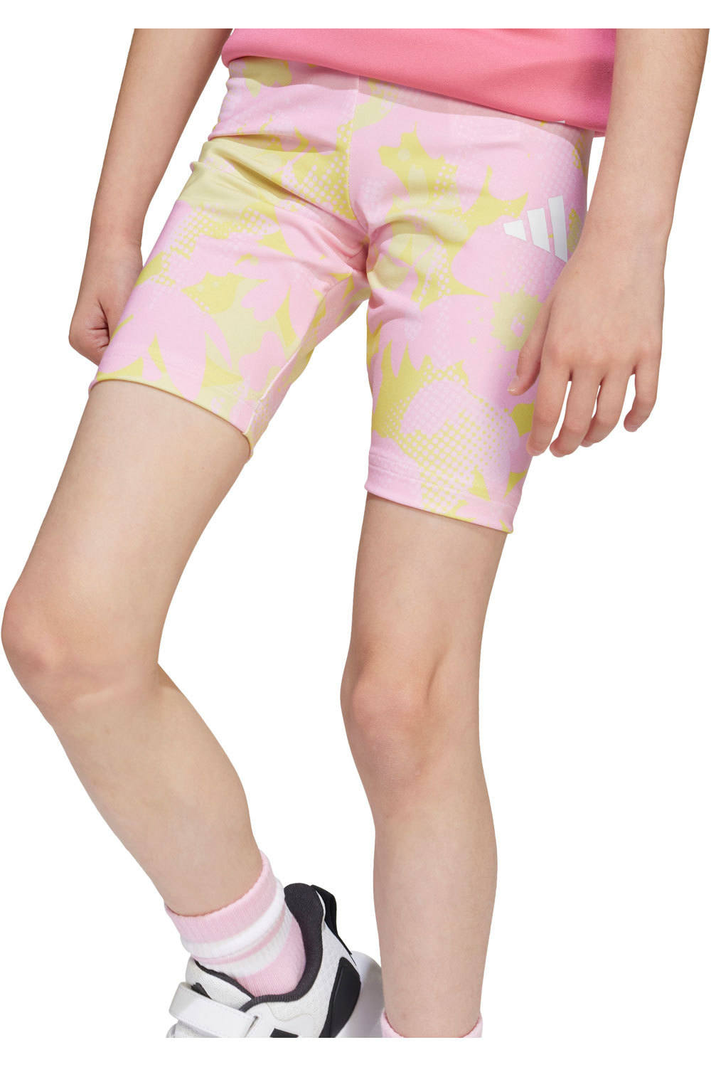 adidas chándal junior niña Train Essentials Flower Print Set Kids 04