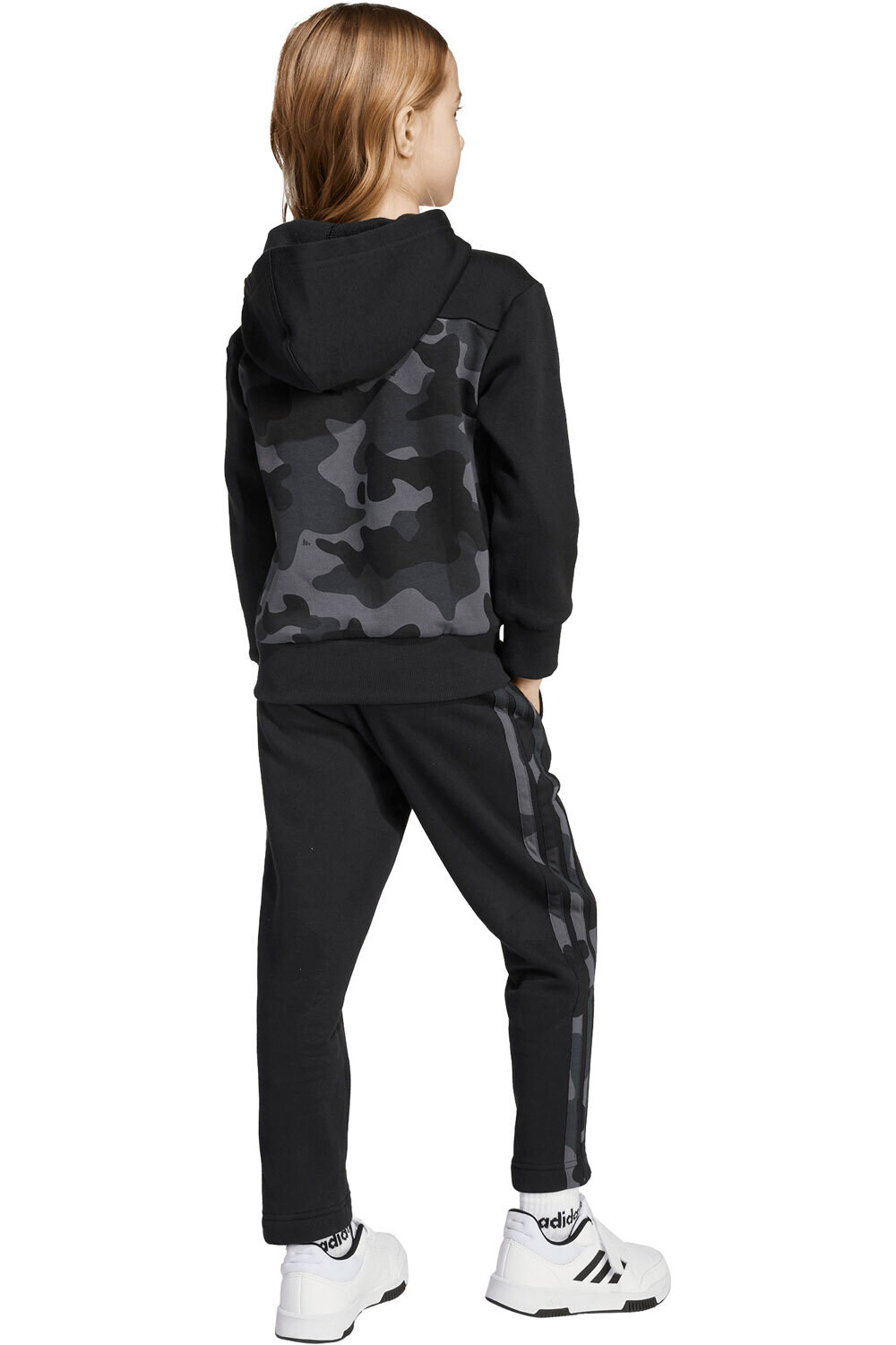 adidas chándal junior SEASONAL ESSENTIALS CAMO vista trasera