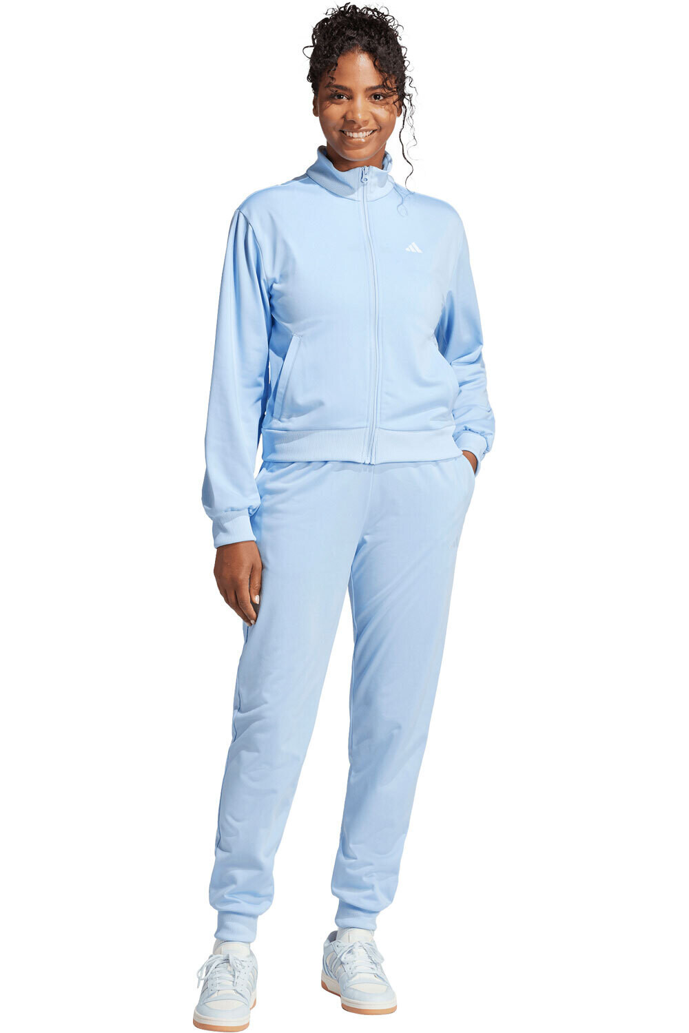 adidas chándal mujer Chndal Essentials Feel Cozy vista frontal