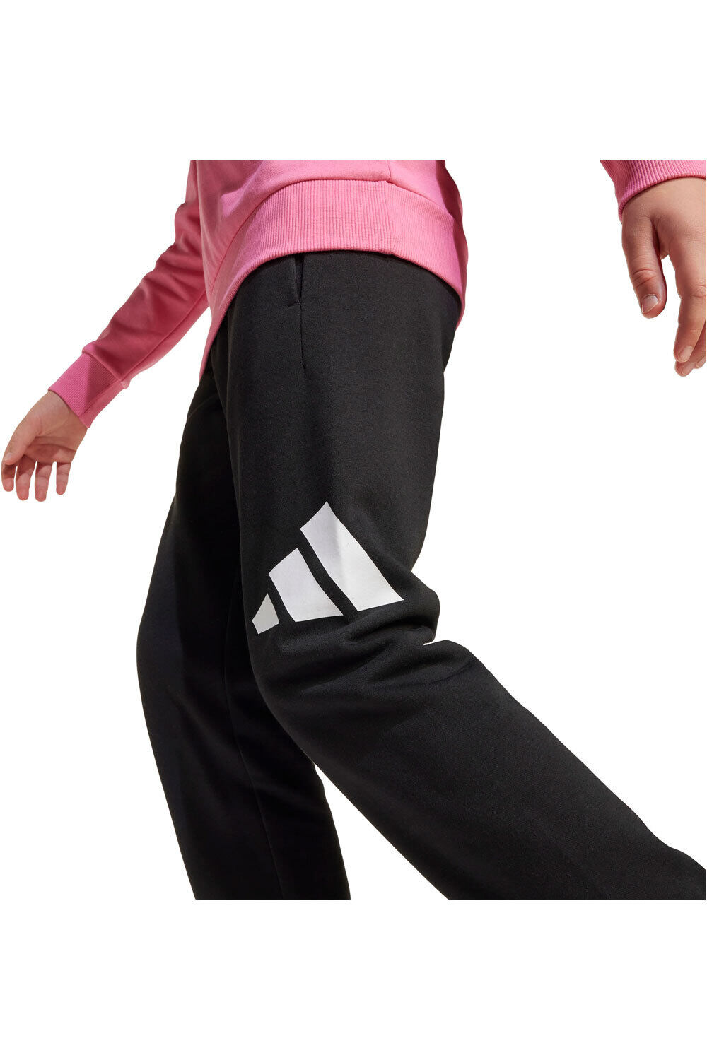 adidas chándal niño ESSENTIALS 04