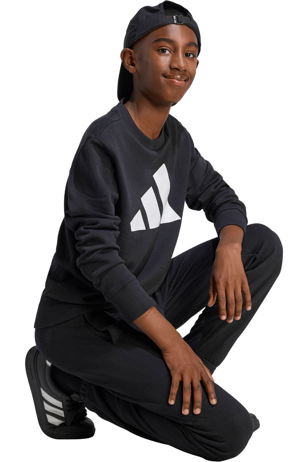 adidas chándal niño ESSENTIALS vista frontal