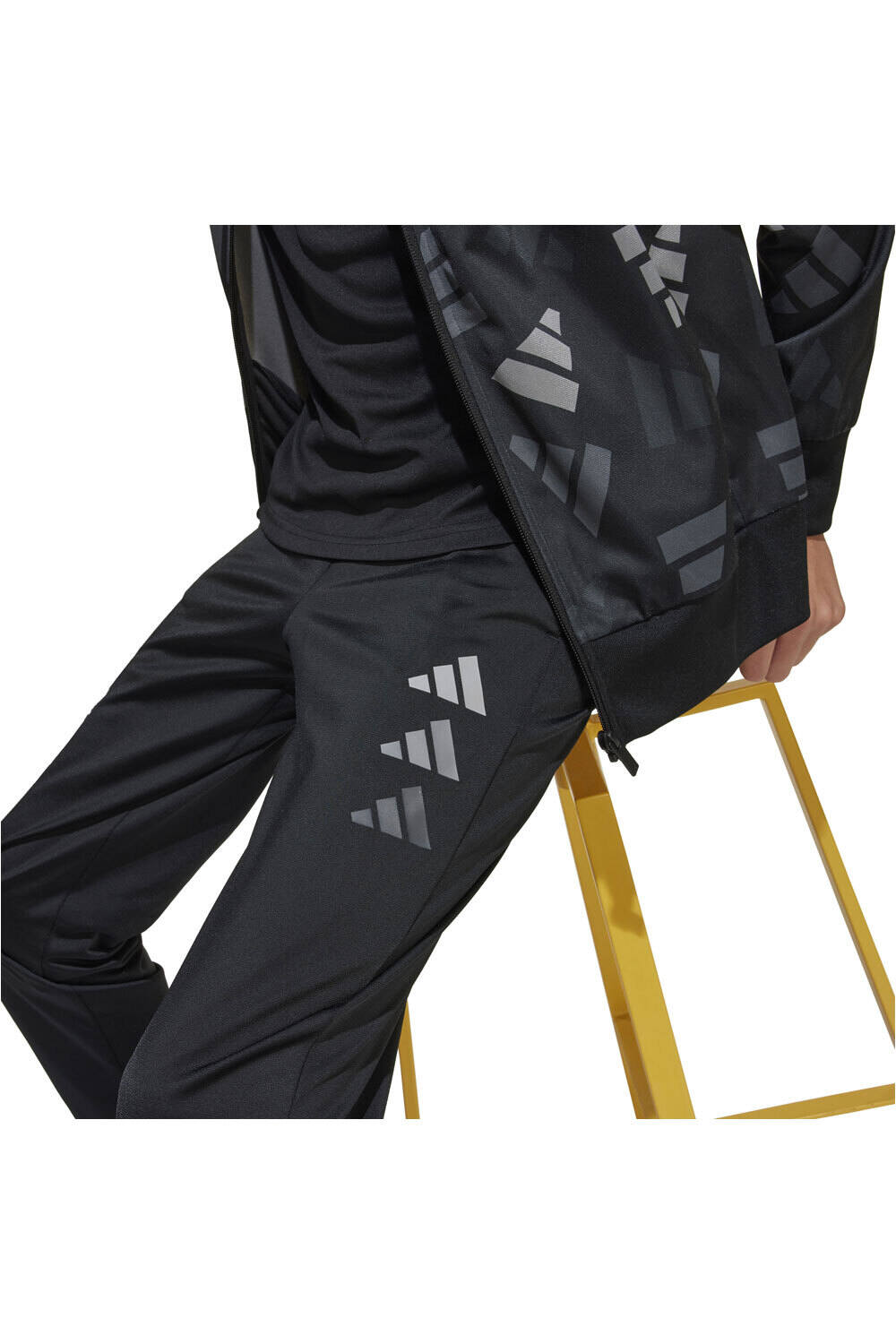 adidas chándal niño J CLBRTN TS 04