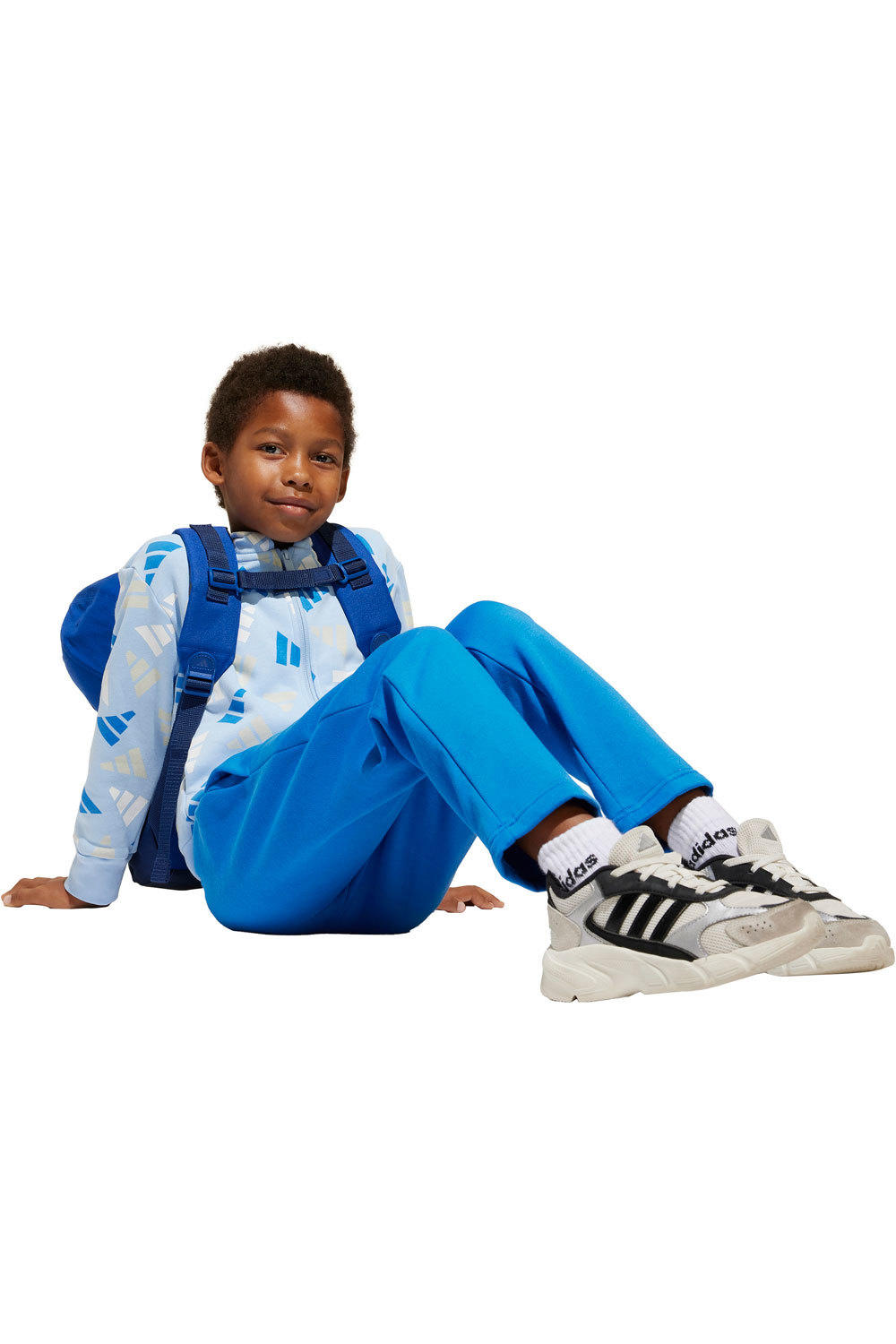 adidas chándal niño Seasonal Essentials Logo Celebration vista detalle