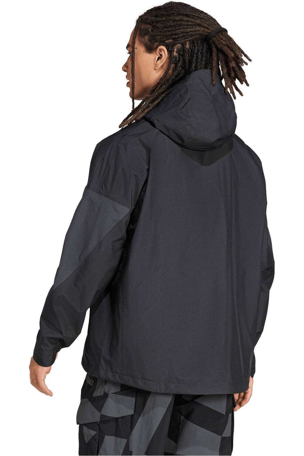 adidas chaqueta impermeable hombre TERREX XPLORIC 2.5 LAYER CLIMAPROOF vista trasera