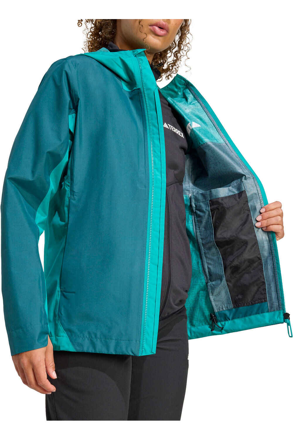 adidas chaqueta impermeable mujer TERREX MULTI 2.5L RAIN.RDY 03