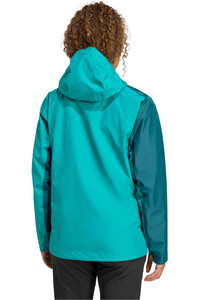adidas chaqueta impermeable mujer TERREX MULTI 2.5L RAIN.RDY vista trasera