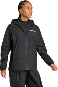 adidas chaqueta impermeable mujer W MT 2L RAIN JK vista detalle