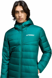 adidas chaqueta outdoor hombre MT DOWN HO J vista detalle