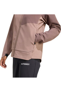 adidas chaqueta outdoor mujer TERREX MULTI SOFTSHELL vista detalle