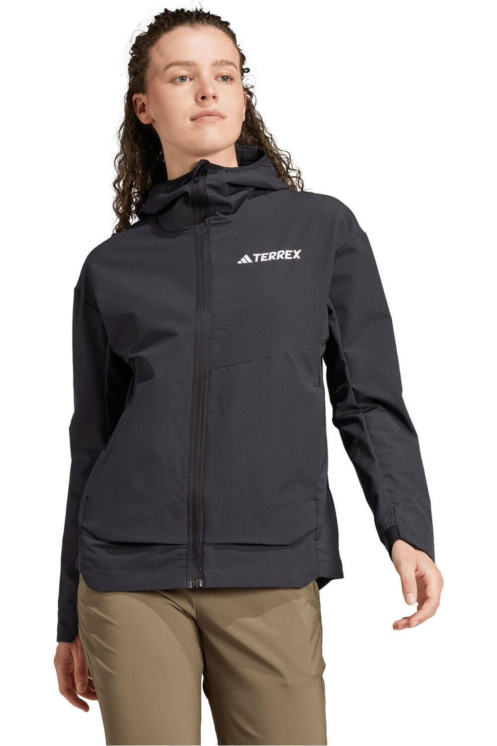 adidas chaqueta outdoor mujer TERREX MULTI SOFTSHELL vista frontal
