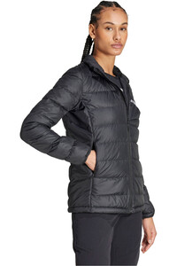 adidas chaqueta outdoor mujer W MT DOWN JKT vista detalle
