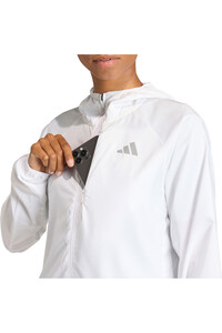 adidas CHAQUETA RUNNING MUJER Run Ess JKT W vista detalle
