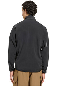 adidas chaqueta softshell hombre MT ESS WINDFL vista trasera