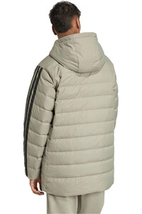 adidas chaquetas hombre Parka plumn capucha Ess CLIMAWARM 3S vista trasera