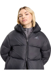adidas chaquetas mujer PARKA PLUMN Z.N.E. PUFFER vista detalle