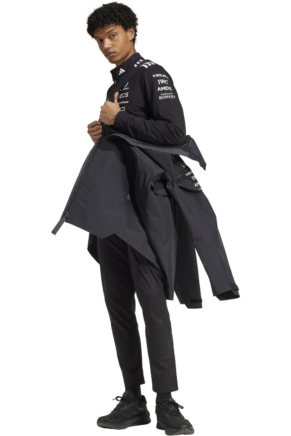 adidas chubasquero hombre MERCEDES F1 TEAM MYSHELTER vista detalle