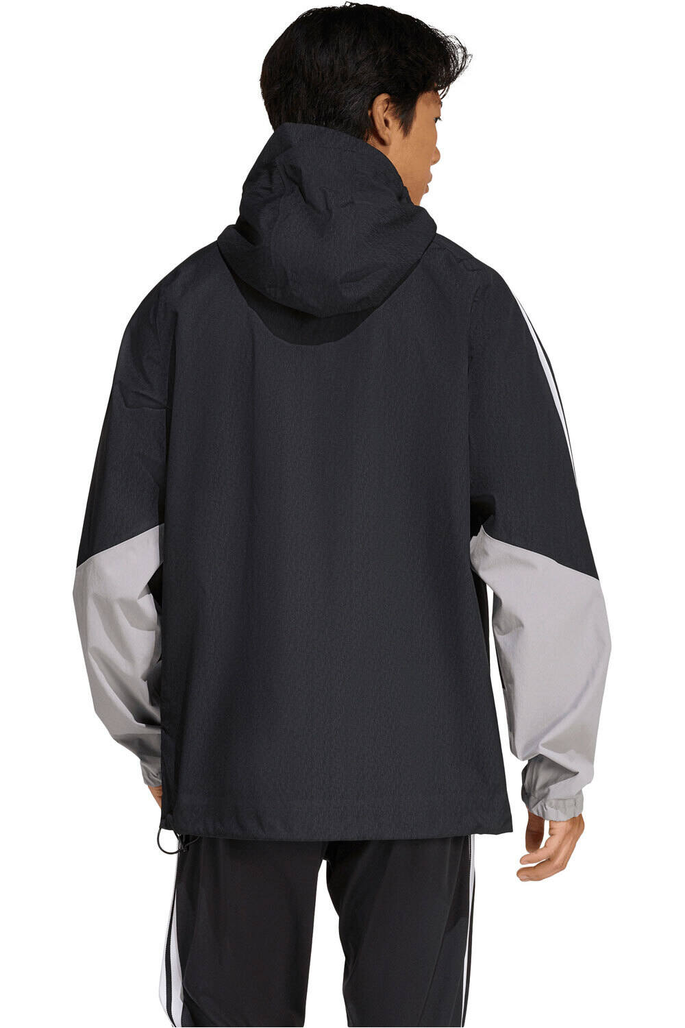 adidas chubasquero hombre TIRO 26 vista trasera