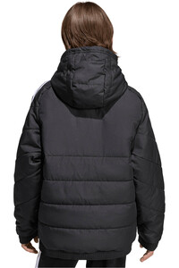 adidas chubasquero y chaquetones entrenamiento fútbol niño TIRO26 WINTER vista trasera