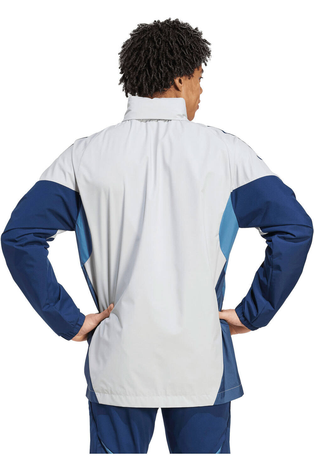 adidas chubasqueros y chaquetones entrenamiento fútbol ARSENAL FC 25/26 TIRO COMPETITION vista trasera