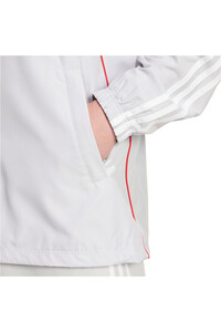 adidas chubasqueros y chaquetones entrenamiento fútbol B.MUNICH 25 UBP WB 04