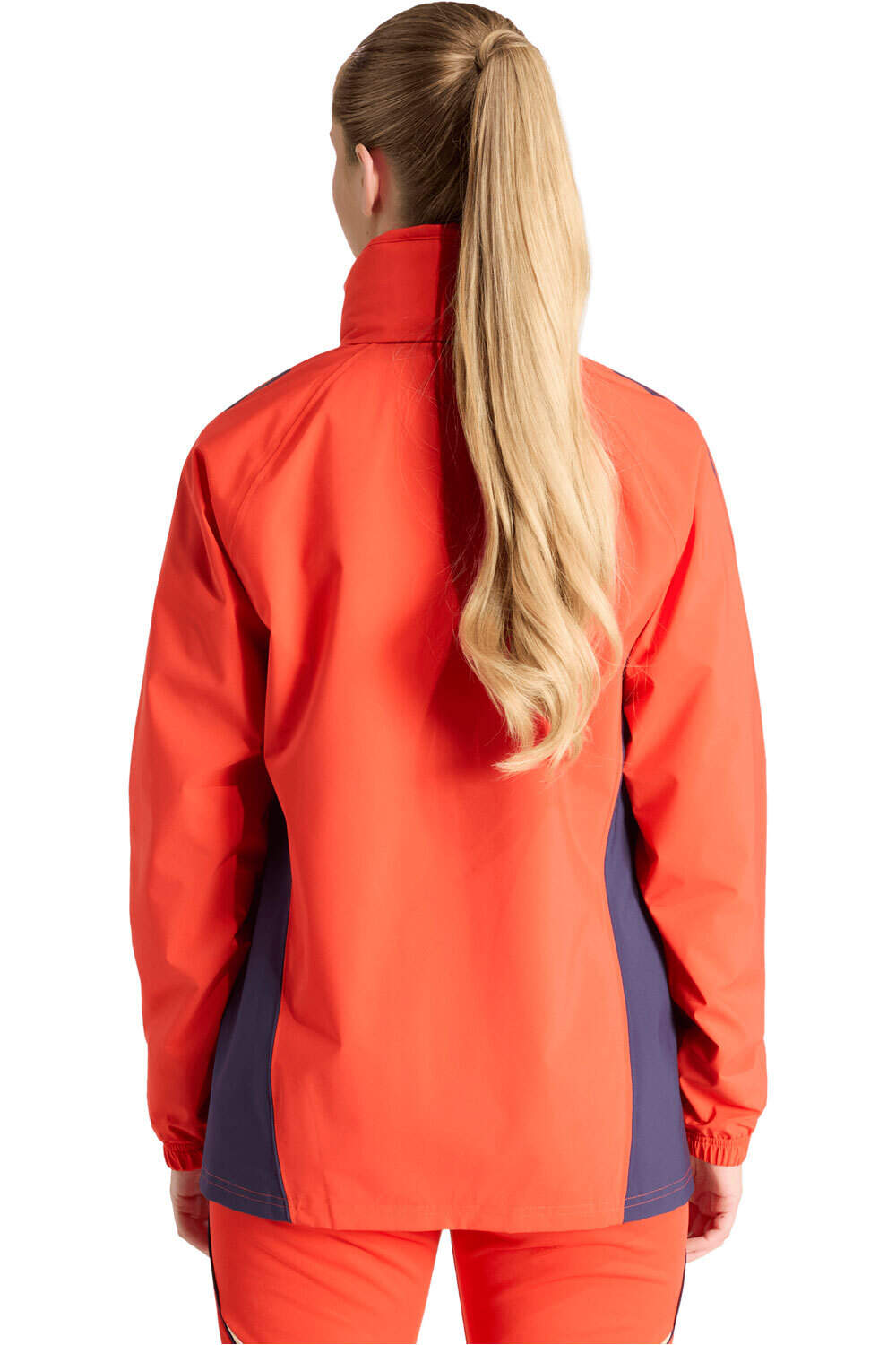 adidas chubasqueros y chaquetones entrenamiento fútbol B.MUNICH 26 RAIN JKTW vista trasera