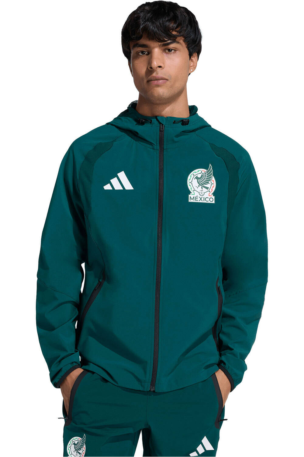 adidas chubasqueros y chaquetones entrenamiento fútbol CORTAVIENTOS MXICO TIRO TRAVEL vista frontal