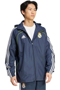 adidas chubasqueros y chaquetones entrenamiento fútbol Cortavientos UBP del Real Madrid vista detalle