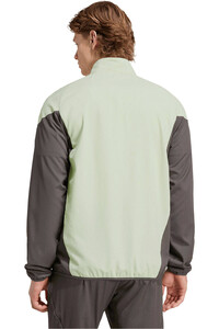 adidas chubasqueros y chaquetones entrenamiento fútbol REAL MADRID TIRO25 COMPETITION vista trasera