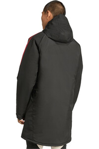 adidas chubasqueros y chaquetones entrenamiento fútbol TIRO 24 STADIUM vista trasera