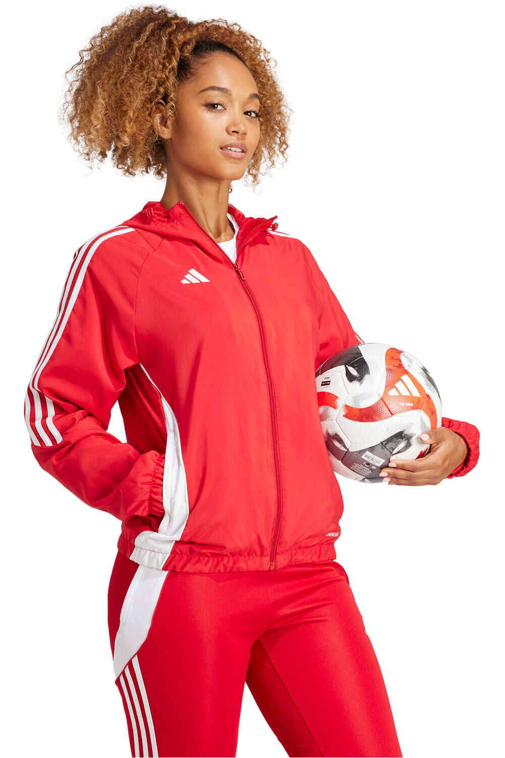 adidas chubasqueros y chaquetones entrenamiento fútbol TIRO24 WBW vista detalle