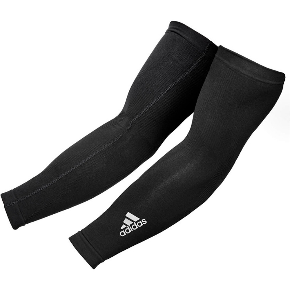 adidas codera Compression Arm Sleeves vista frontal