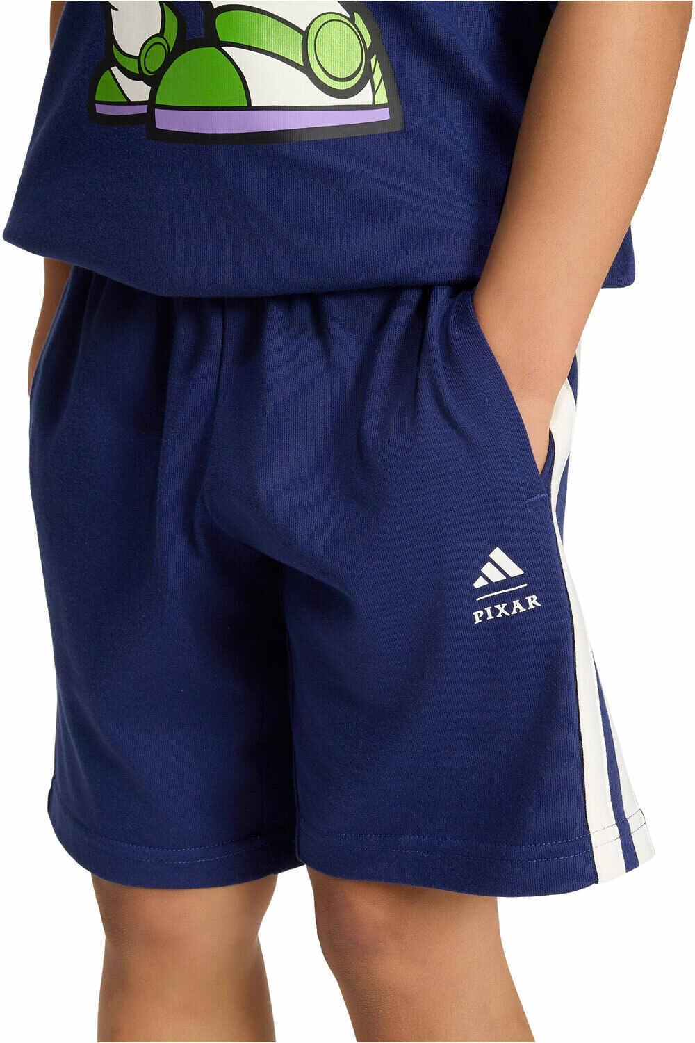 adidas conjunto junior CONJUNTO CON CAMISETA PIXAR TOY STORY vista detalle