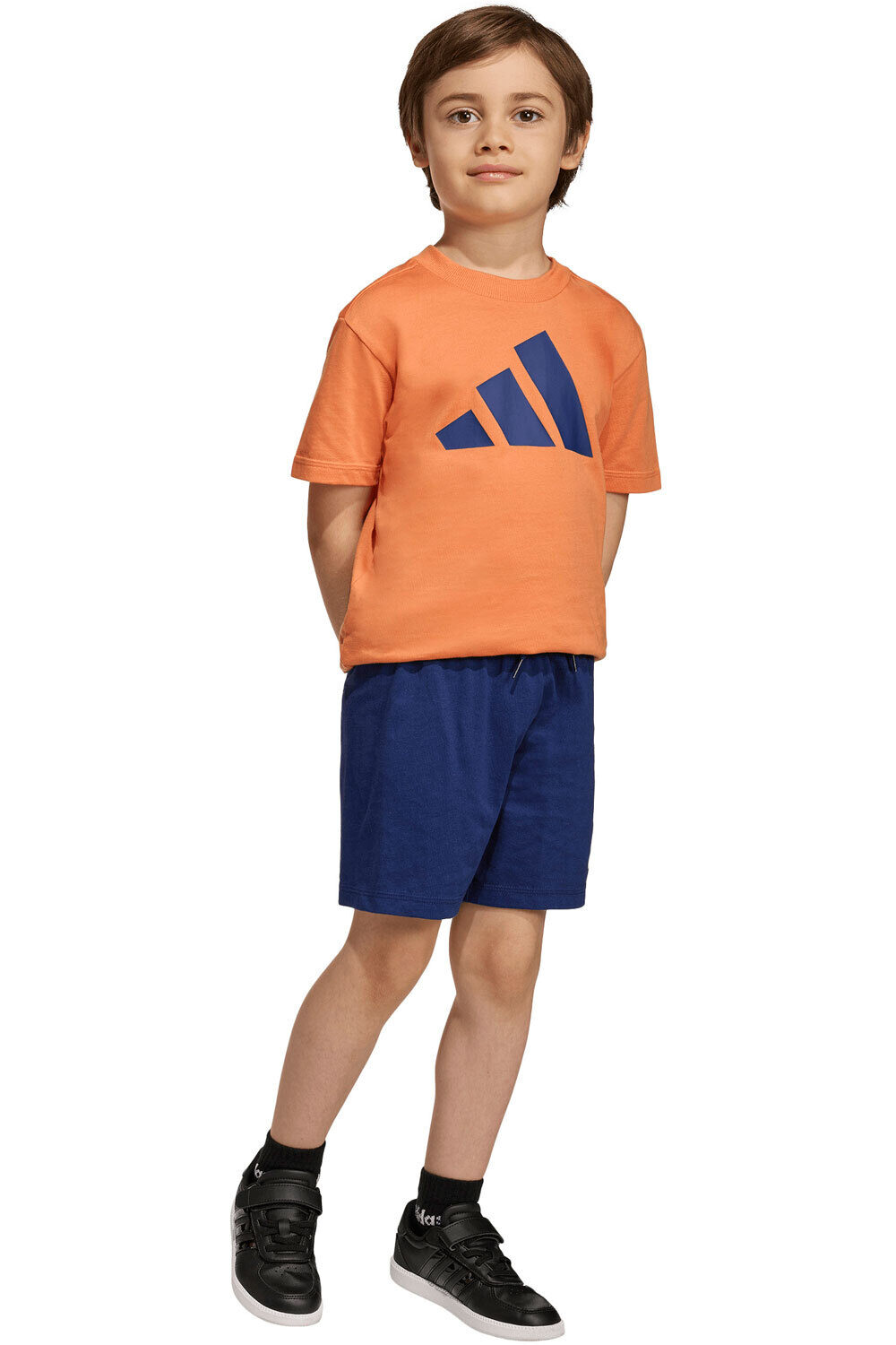 adidas conjunto junior CONJUNTO Y ESSENTIALS vista frontal