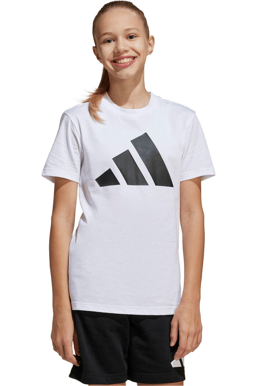 adidas conjunto junior ESSENTIALS vista frontal