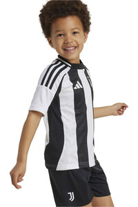 adidas equipación fútbol niño JUVE H MINI vista trasera