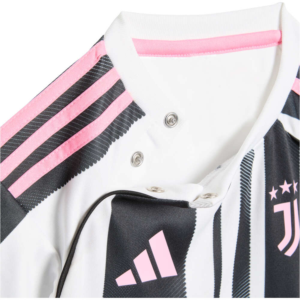 adidas equipación fútbol niño JUVENTUS 26 H BABY 04