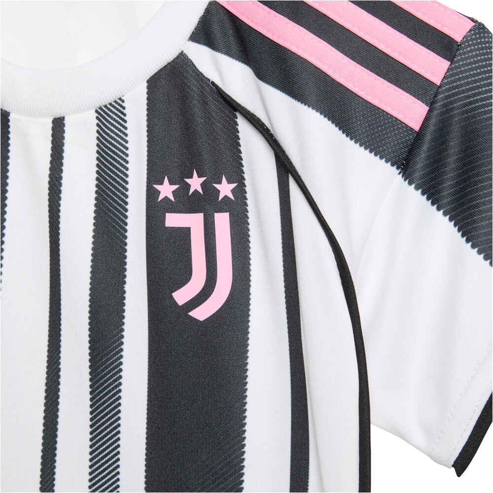 adidas equipación fútbol niño JUVENTUS 26 H BABY 05